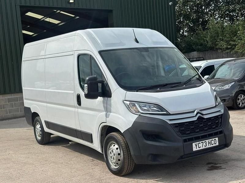 Usado Citroën Relay 140 HP (102 kW) 2023 Branco Van