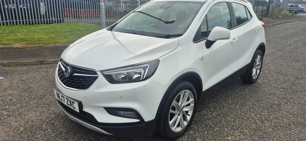 Used Vauxhall Mokka X Active 136 HP (100 kW) 2017 White SUV