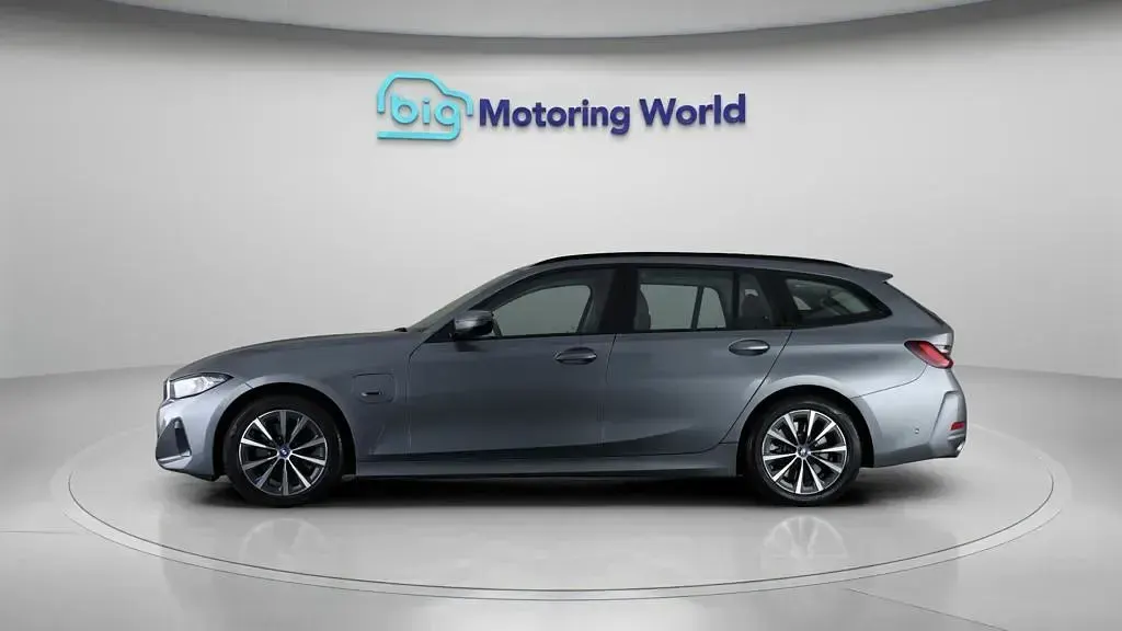 Used BMW 330e Sport Line 292 HP (214 kW) 2023 Grey Estate
