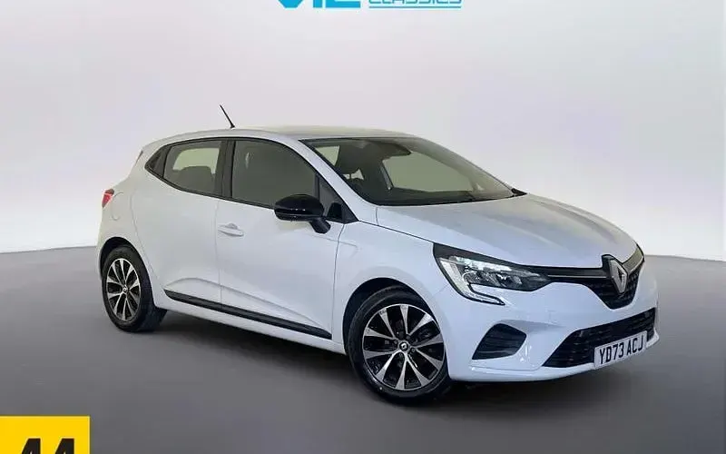 Used Renault Clio Evolution 90 HP (66 kW) 2023 Hatchback
