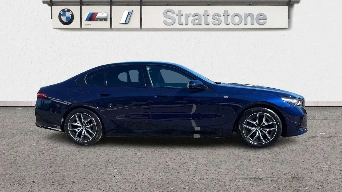 Used BMW i5 M Sport 246 kW (335 HP) 2025 Blue