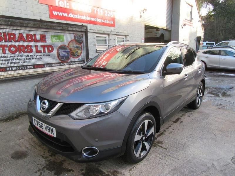 Used Nissan Qashqai N-Connecta 2017 Grey SUV