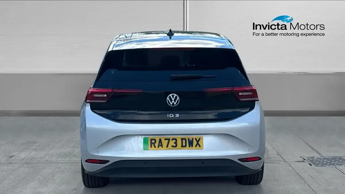 Used VW ID.3 Pro Performance 150 kW (204 HP) 2023 Silver Hatchback