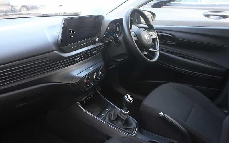 Used Hyundai i20 Advanced 101 HP (74 kW) 2024 Hatchback