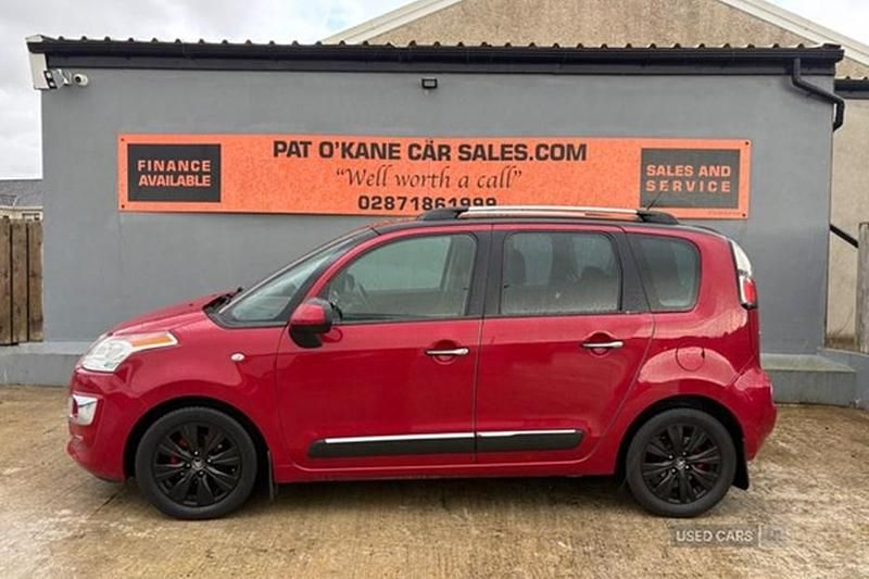 Red Used 2015 Citroën C3 Picasso Exclusive MPV | £5,850 (Fair price) - Image 1/1