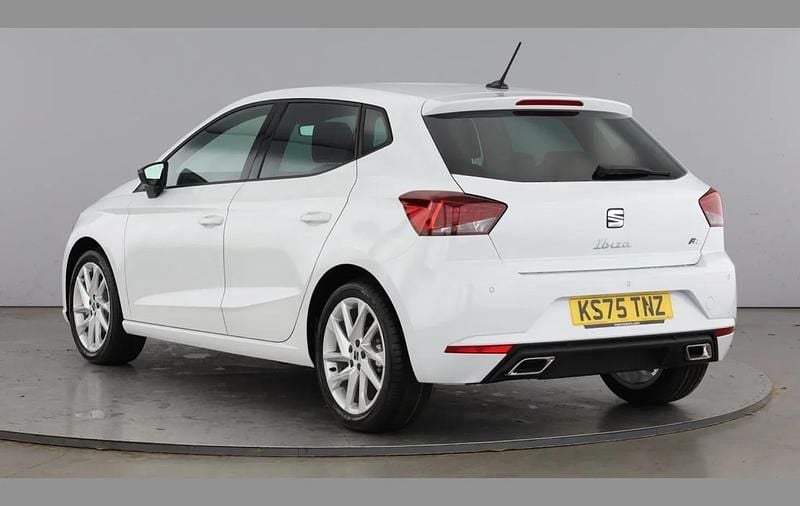 New Seat Ibiza FR 113 HP (83 kW) 2025 White Hatchback