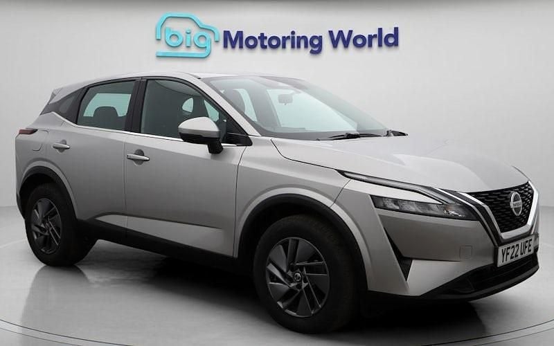 Silver Used 2022 Nissan Qashqai Acenta Premium SUV | £14,900 (Good price) - Image 1/4