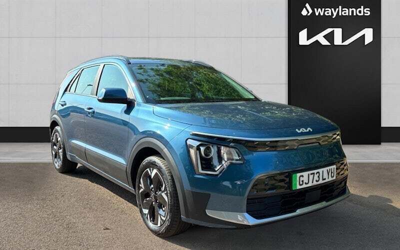 Used 2025 Kia e-Niro 2 SUV | £22,495 (A bit pricey) - Image 1/4