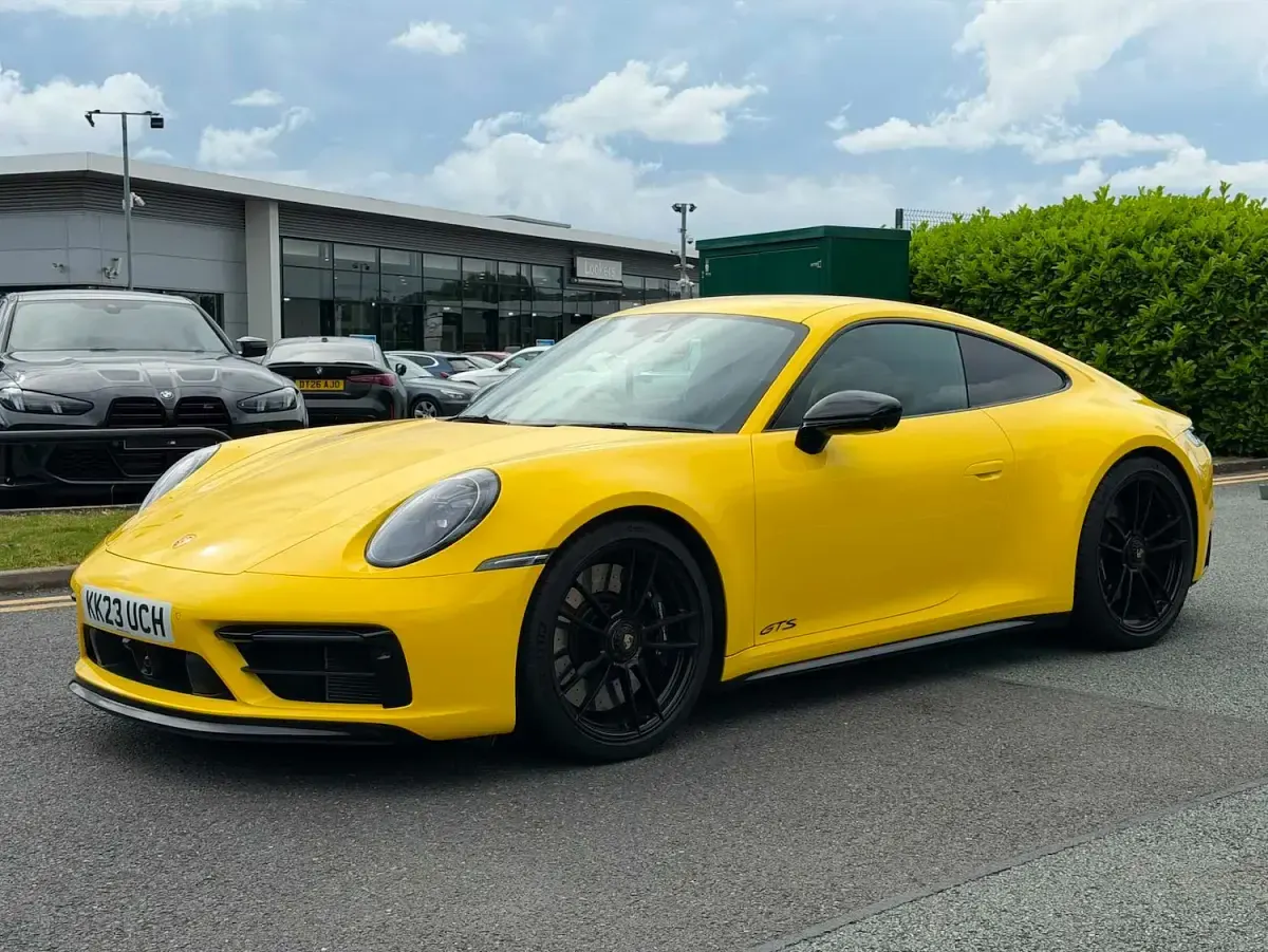 Used Porsche 911 2023 Yellow Coupe