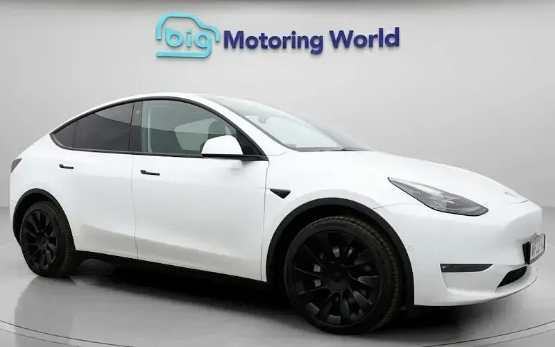 Used Tesla Model Y Long Range AWD 378 kW (514 HP) 2022 SUV