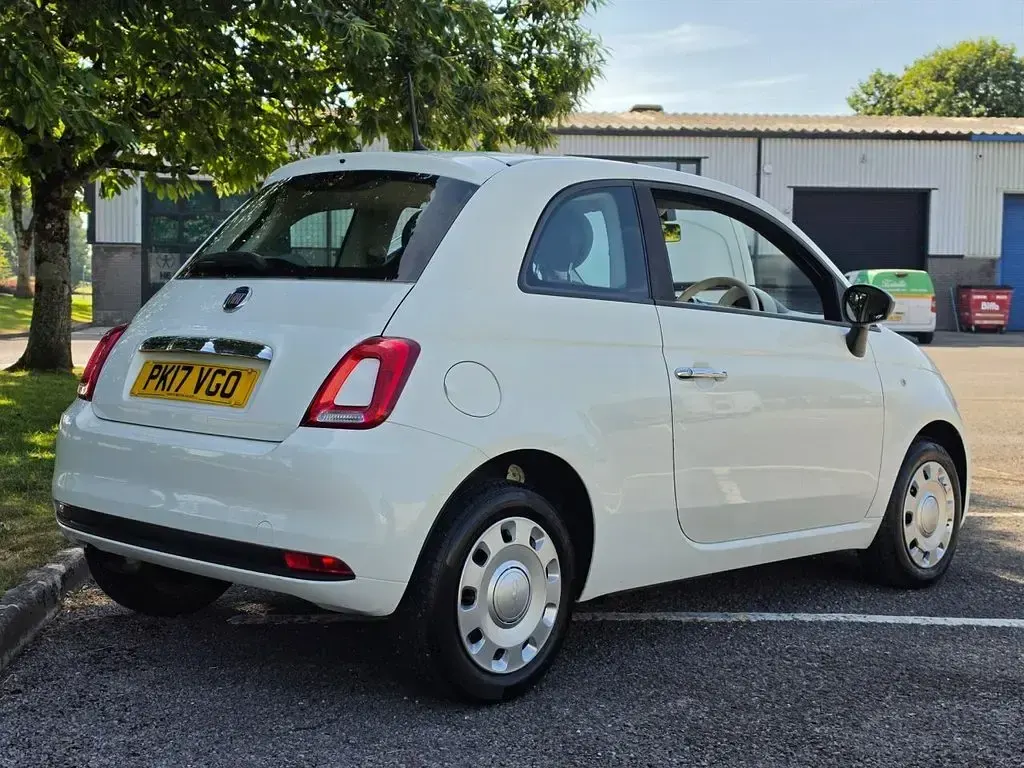 Used Fiat 500 Pop 69 HP (50 kW) 2017 White Hatchback