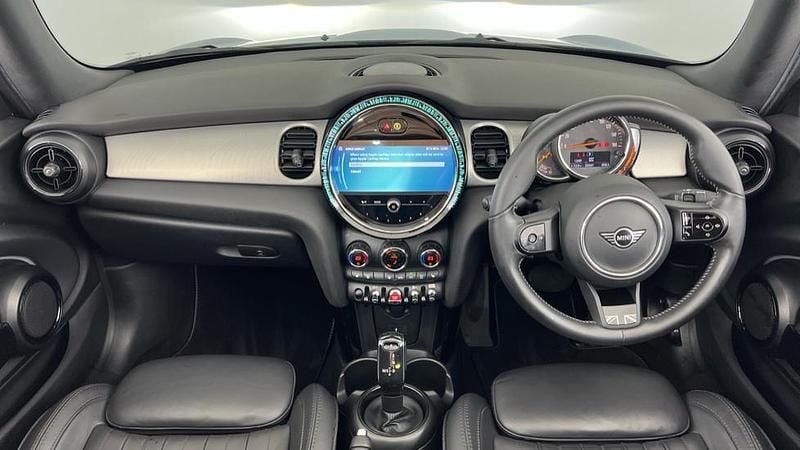 Used Mini Cooper Exclusive 134 HP (98 kW) 2022 Blue Hatchback