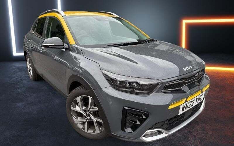 Used 2024 Kia Stonic 4 SUV | £14,900 (Fair price) - Image 1/4