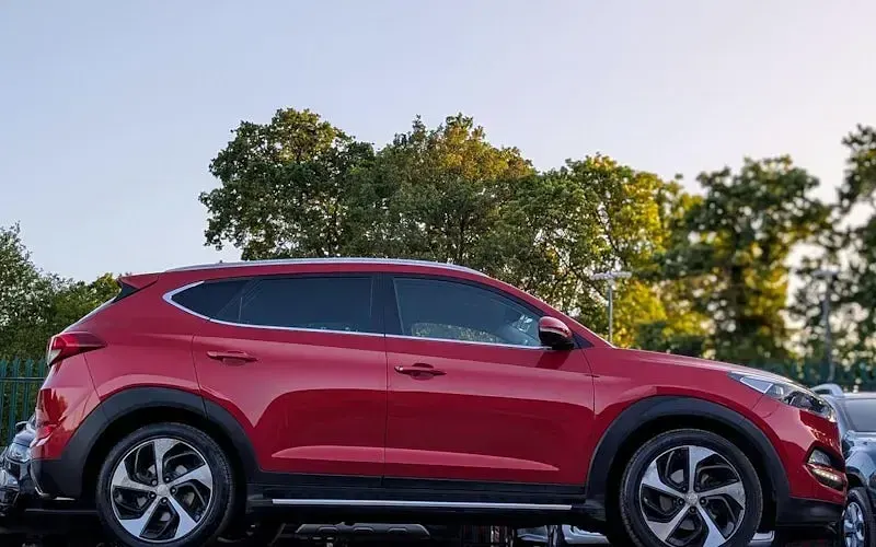 Used Hyundai Tucson Premium 185 HP (136 kW) 2015 Red SUV