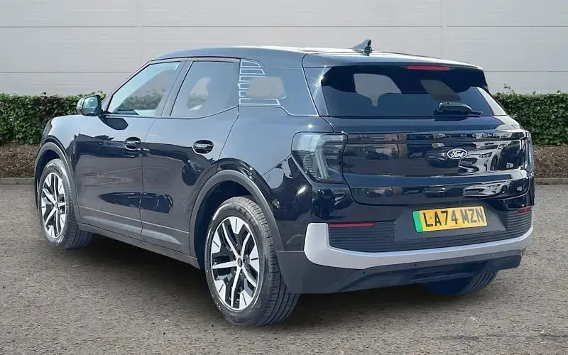 Used Ford Explorer Select 210 kW (286 HP) 2025 SUV