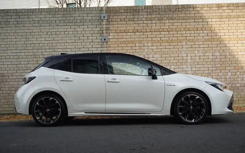 Usado Toyota Corolla Sport 122 HP (89 kW) 2022 Citadino