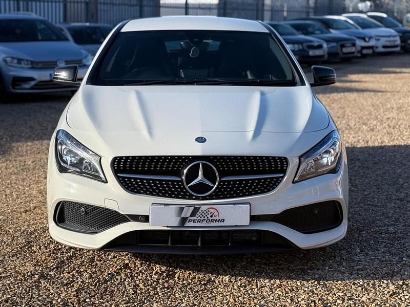 Used Mercedes CLA200 Shooting Brake AMG line 136 HP (100 kW) 2017 White Estate