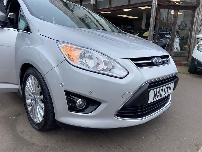 Begagnad Ford C-MAX Titanium 115 HK (84 kW) 2011 Silver Minibuss