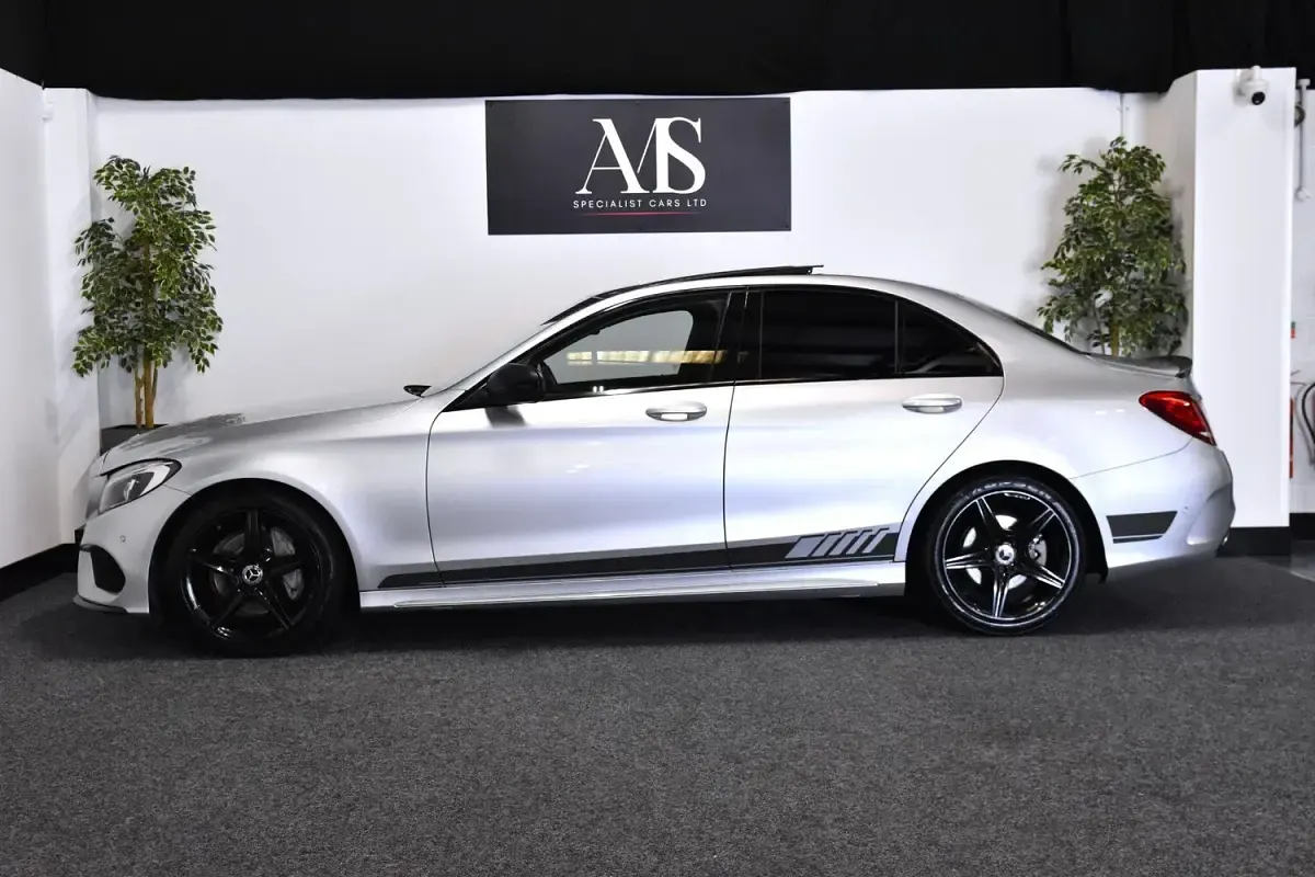 Używany Mercedes C220 Edition 170 KM (125 kW) 2023 Srebrny Sedan/Limuzyna