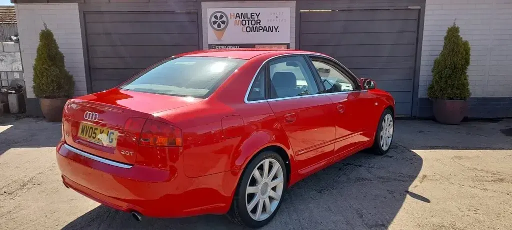 Used Audi A4 S-Line 148 HP (108 kW) 2005 Red Sedan