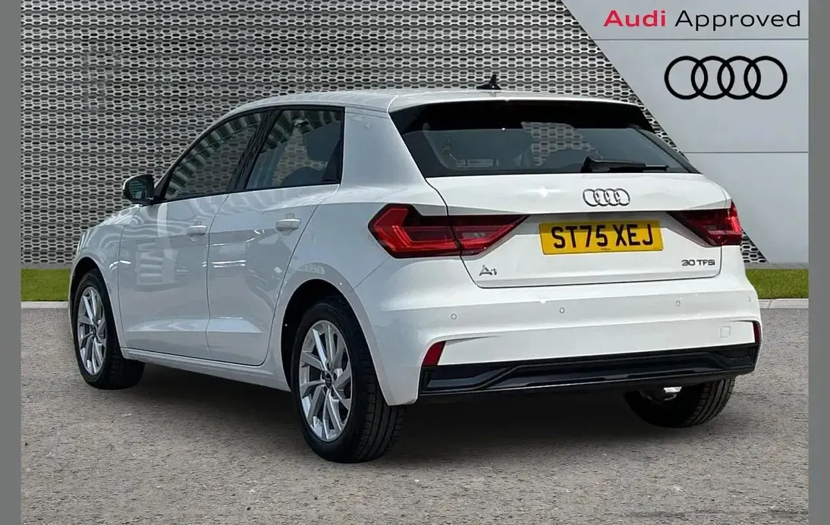 Used Audi A1 Sport 113 HP (83 kW) 2026 White SUV