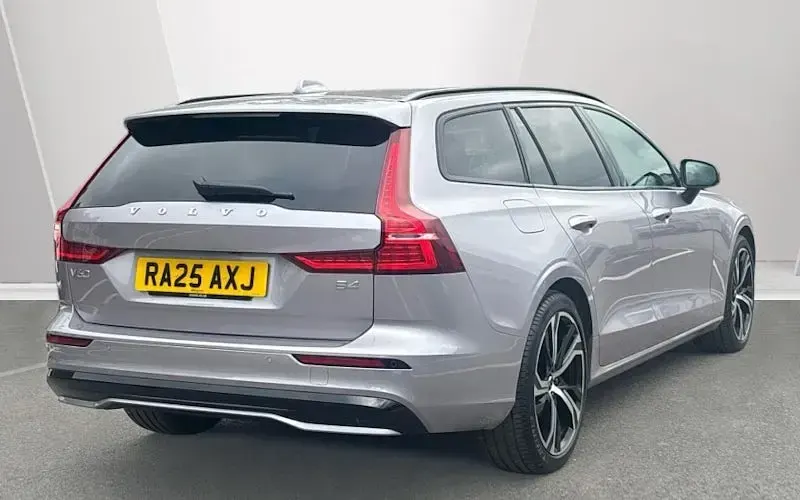 Used Volvo V60 Plus 197 HP (144 kW) 2026 Estate