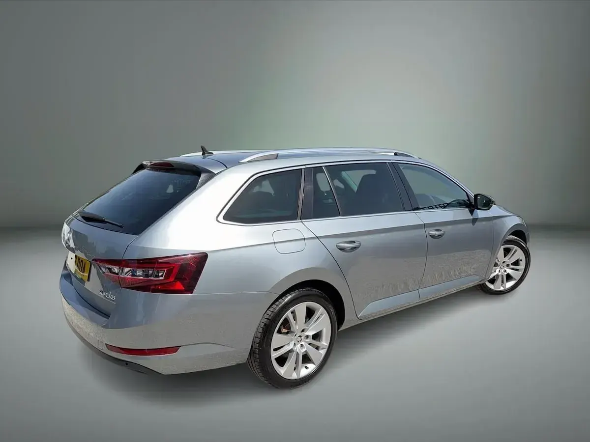 Used Skoda Superb 162 HP (119 kW) 2018 Business grey metallic Estate
