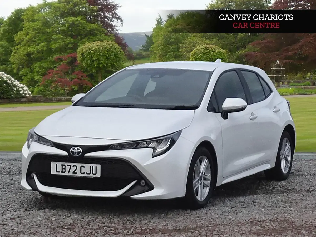 Used Toyota Corolla 2022 White Hatchback