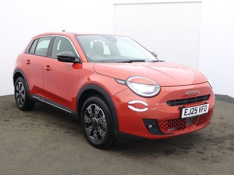 Used Fiat 600 2025 Orange SUV