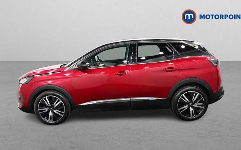 Used Peugeot 3008 Premium 131 HP (96 kW) 2021 Red SUV
