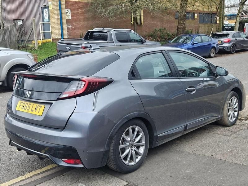 Used Honda Civic S 100 HP (73 kW) 2015 Grey Hatchback