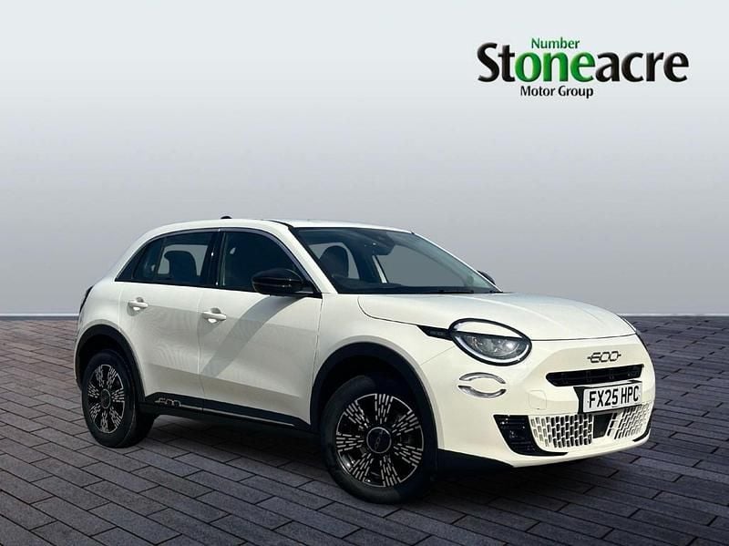 White New 2025 Fiat 600 S Hatchback | £17,990 (Good price) - Image 1/4