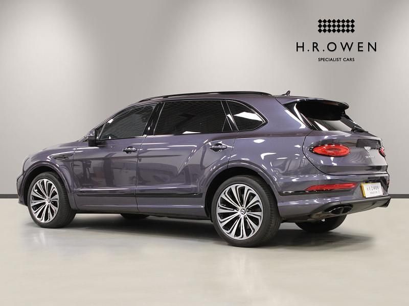 Used Bentley Bentayga 2022 Grey violet SUV