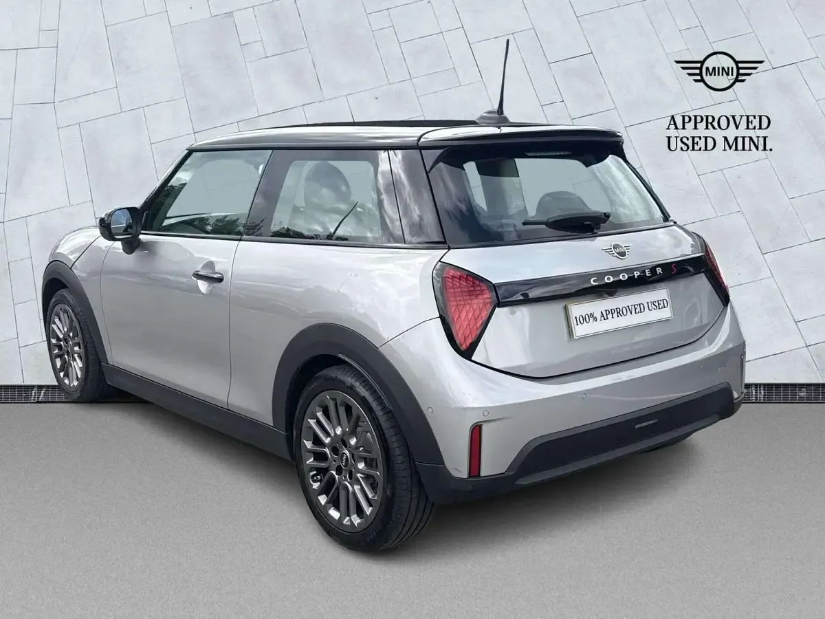 Used Mini Cooper S Hatch 201 HP (147 kW) 2024 Silver Hatchback