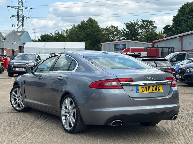 Second-hand Jaguar XF Premium Luxury 2011 Gri Berlinǎ