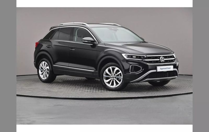 Black Used 2024 VW T-Roc Style SUV | £23,231 (Good price) - Image 1/4