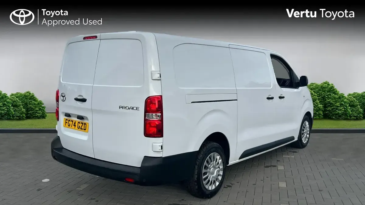 Used Toyota Proace 144 HP (105 kW) 2024 MPV