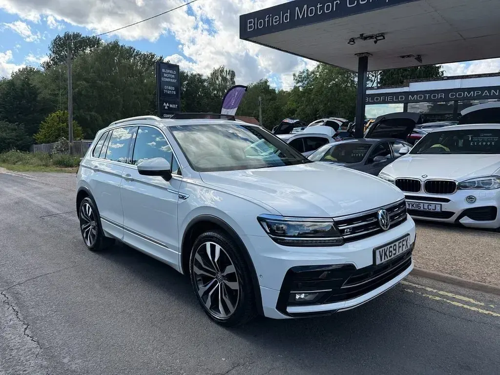 Used VW Tiguan R-line 150 HP (110 kW) 2019 White SUV