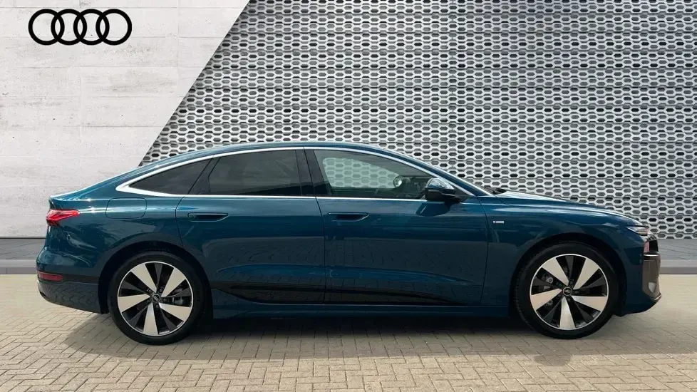 New Audi A6 e-tron S-Line 269 kW (367 HP) 2025 Blue Estate