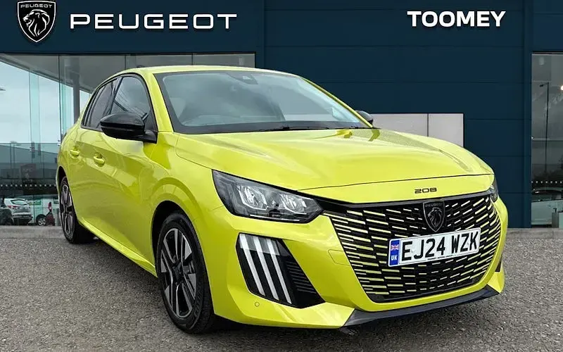 Used Peugeot 208 Allure 101 HP (74 kW) 2024 Hatchback