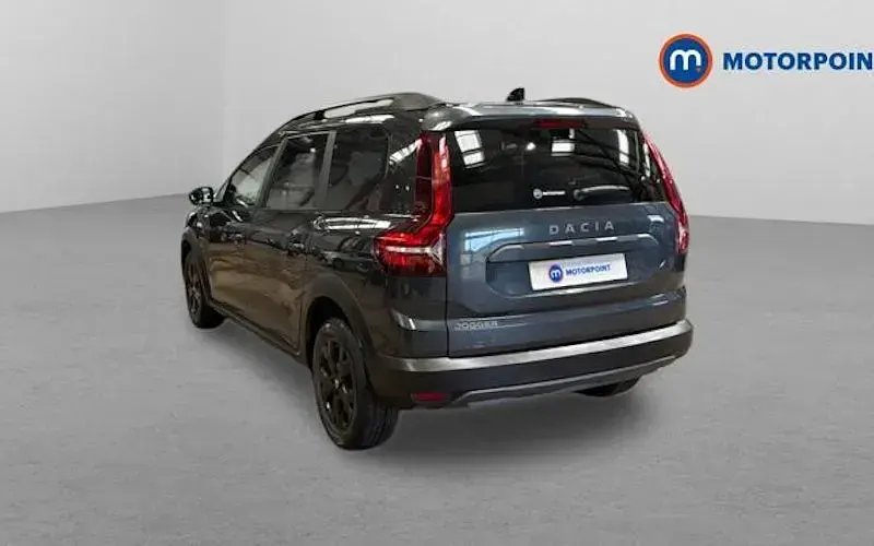 Used Dacia Jogger Extreme 110 HP (80 kW) 2023 Grey MPV
