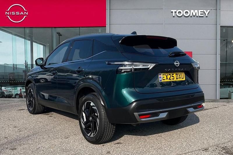 Used Nissan Qashqai N-Connecta 2025 Green SUV