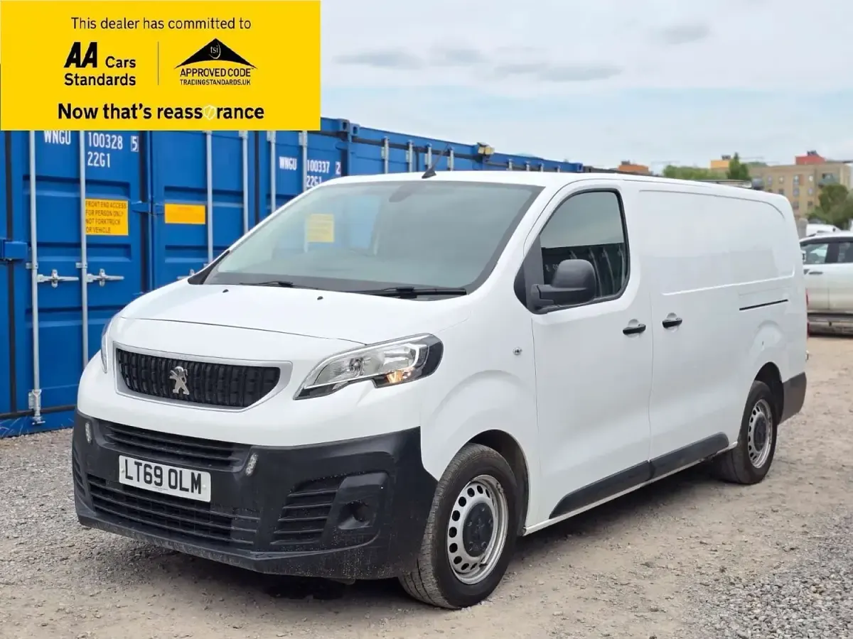 Used Peugeot Expert 2019 White Van