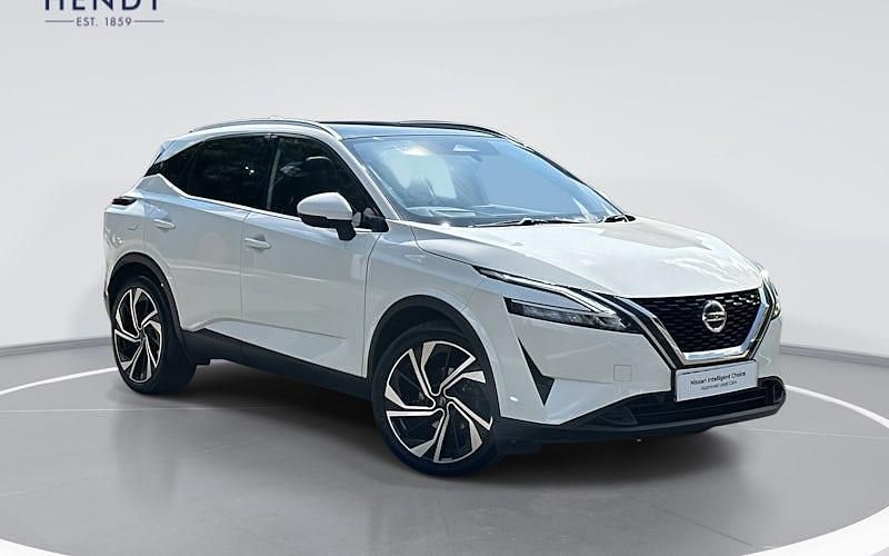 Used 2022 Nissan Qashqai Tekna+ SUV | £22,399 (Expensive) - Image 1/4