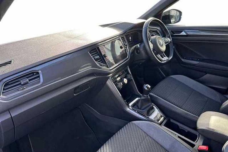 Used VW T-Roc R-line 150 HP (110 kW) 2022 Black SUV