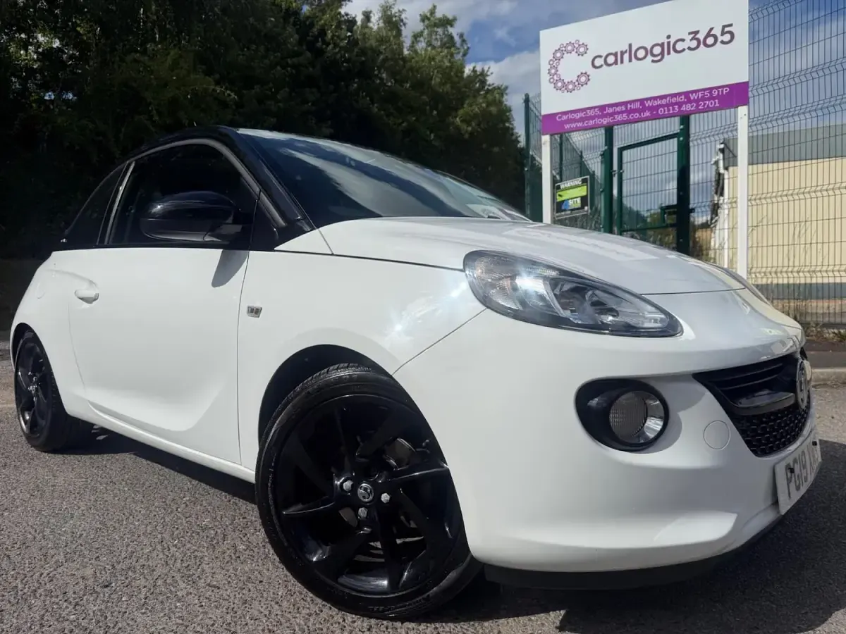 Used Vauxhall Adam 69 HP (50 kW) 2019 Hatchback