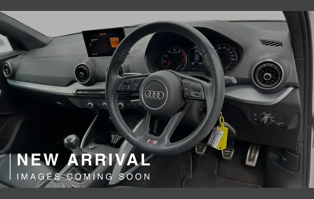 Used Audi Q2 S-Line 147 HP (108 kW) 2019 White SUV