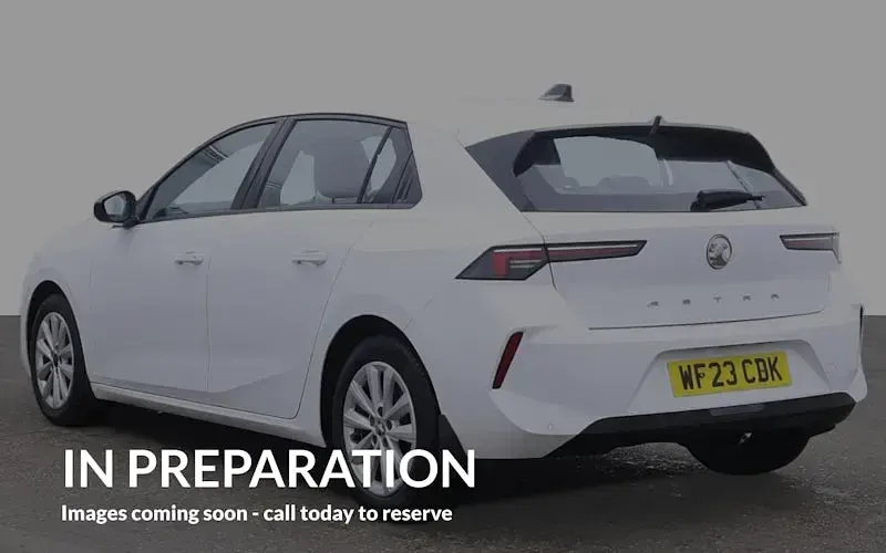 Used Vauxhall Astra Design Edition 131 HP (96 kW) 2025 Hatchback