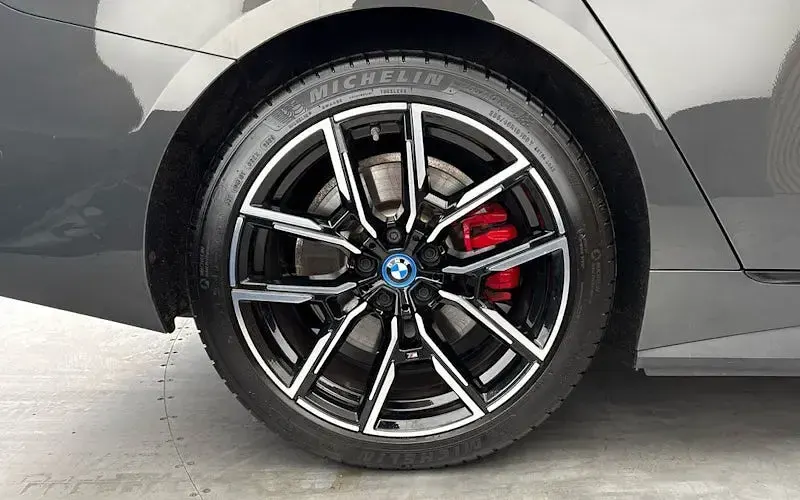 Used BMW i4 M Sport 250 kW (340 HP) 2022 Grey Sedan