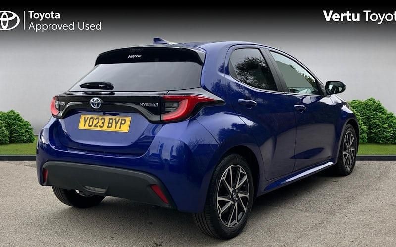 Used Toyota Yaris Hybrid Design 116 HP (85 kW) 2026 Hatchback